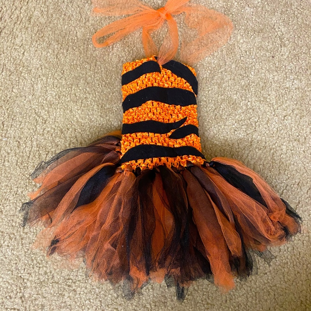 Raja/ tiger dress size 0-6 months